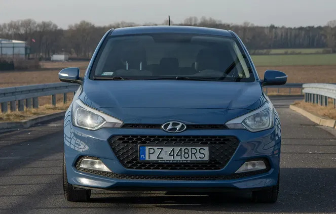 wielkopolskie Hyundai i20 cena 25900 przebieg: 331540, rok produkcji 2015 z Swarzędz